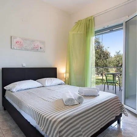 Mougkrasstudio Apartment *